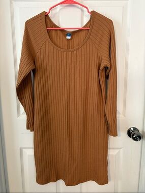 Ribbed Long Sleeve Dress in Brown